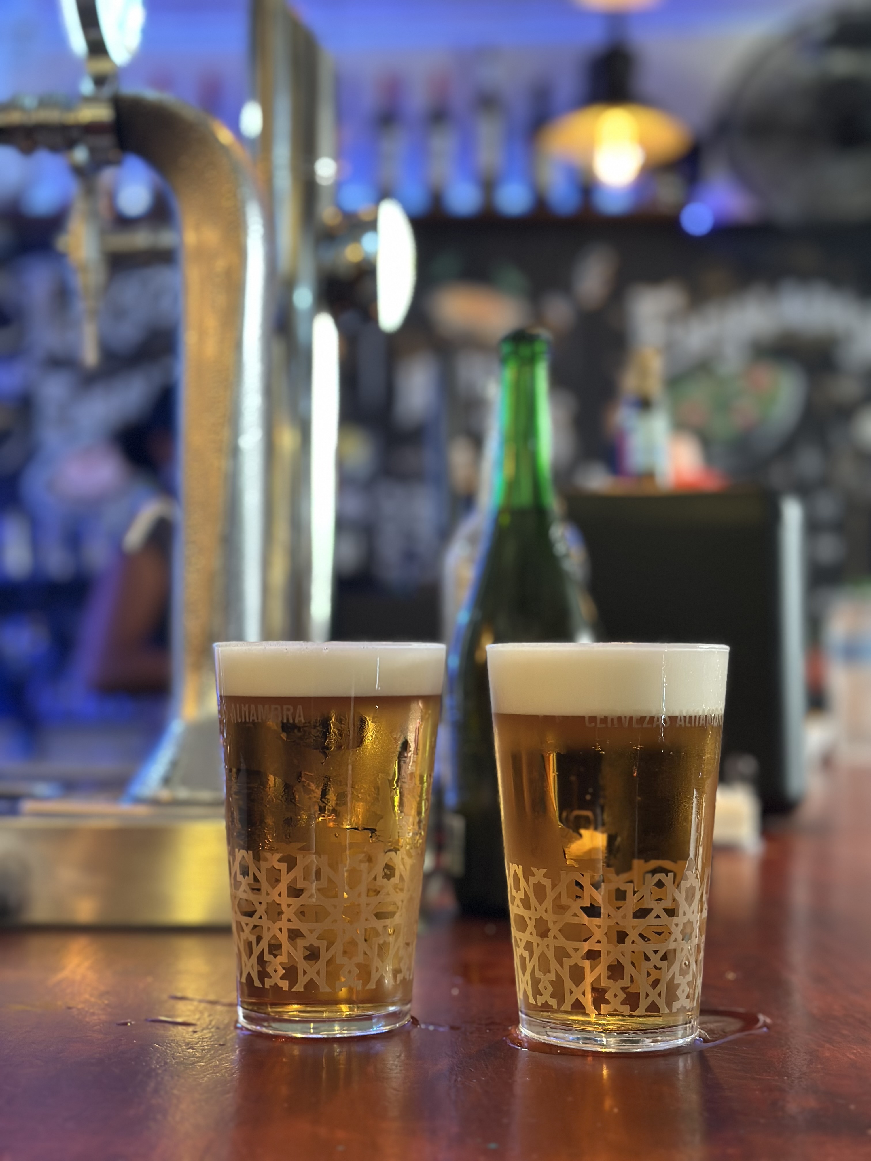 La Taberna de Al Lado